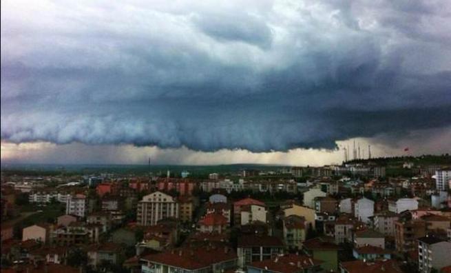 Edirne'deki bu görüntü uçak düşürebilir 4