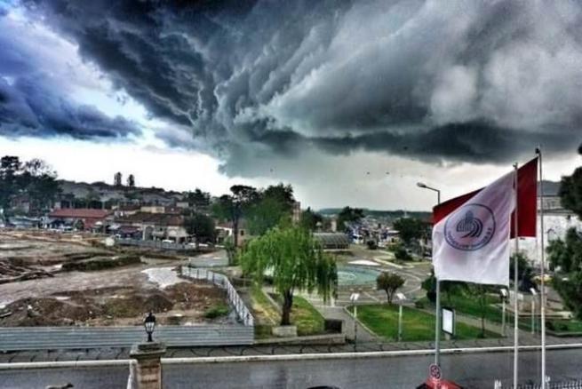 Edirne'deki bu görüntü uçak düşürebilir 7