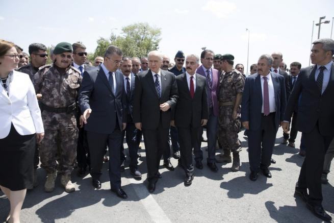Devlet Bahçeli Özel Harekat Daire Başkanlığı'nı ziyaret etti 8