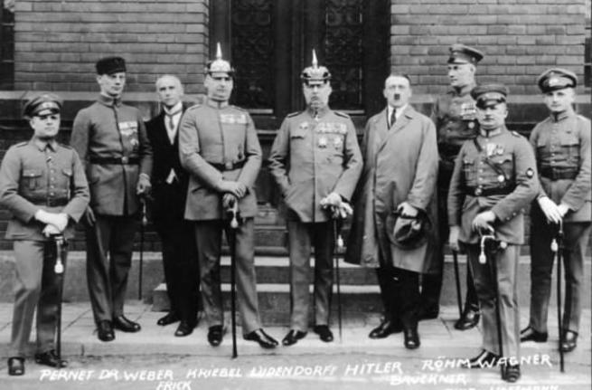 Hitler'in görülmemiş fotoğrafları 7
