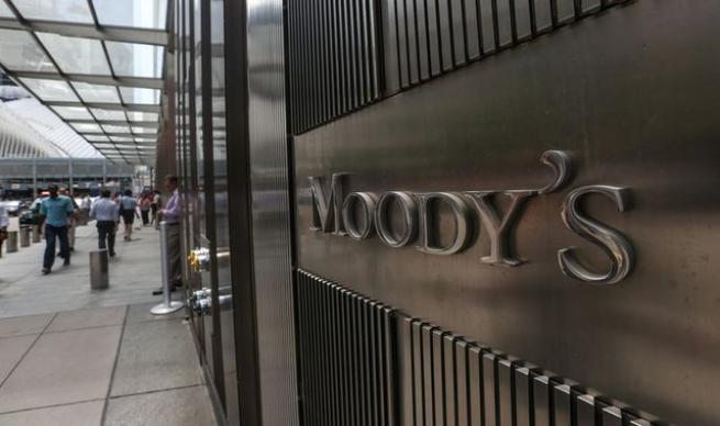 Kim bu Moody's 13