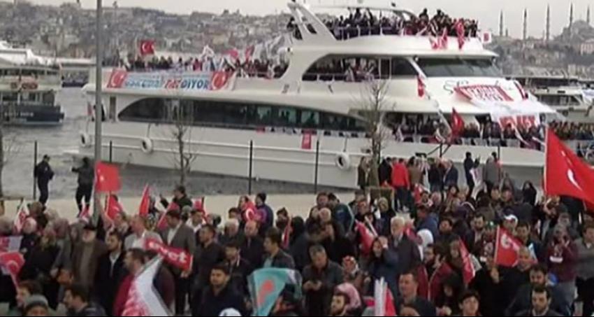 Yenikapı'da insan seli