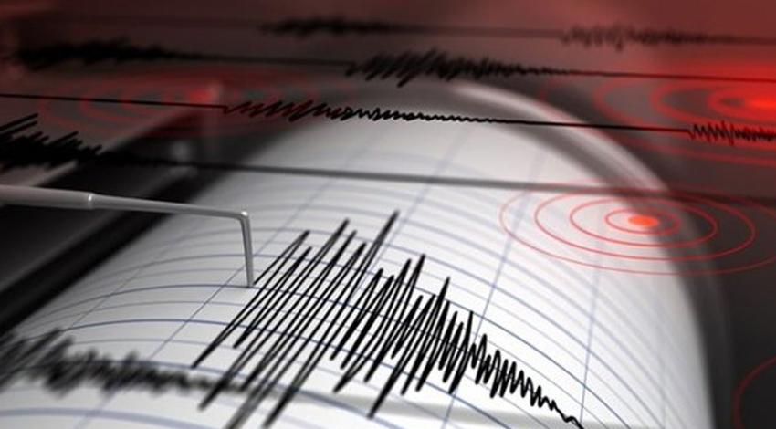 Ege'de korkutan deprem!