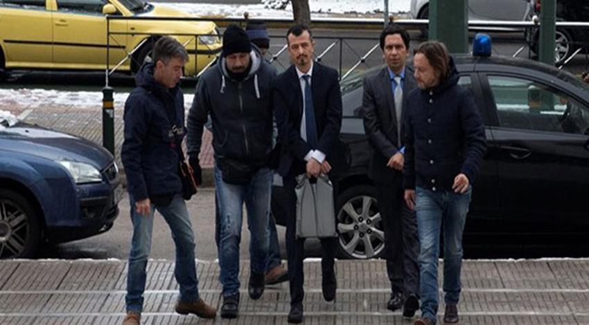 Yunanistan'dan FETÖ'cülerin iade talebine ret!