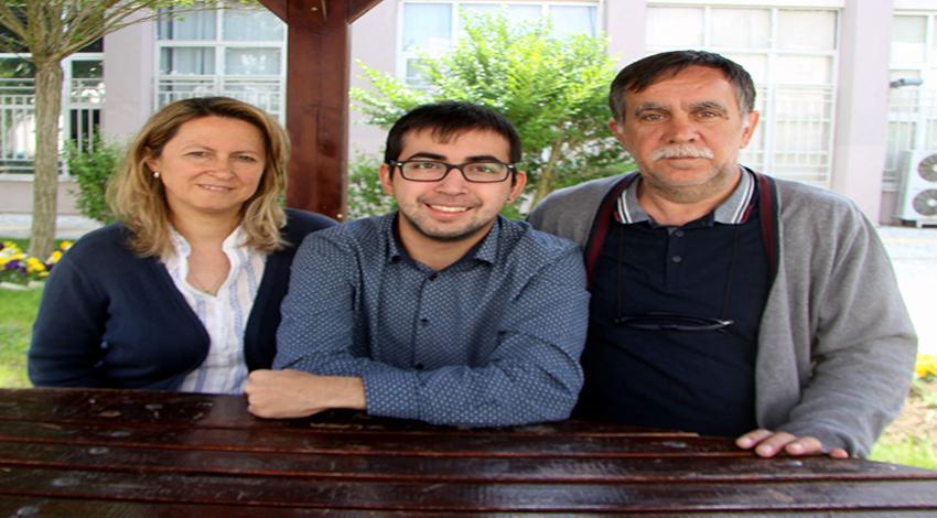 Helal olsun sizin gibi anne ve babaya!