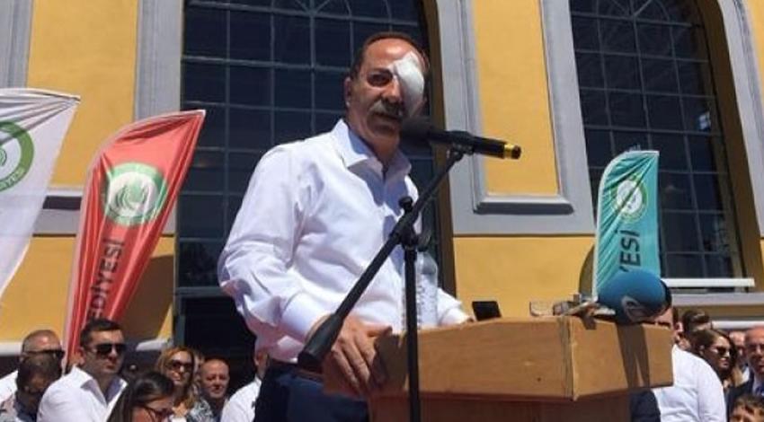 CHP'li başkana yumurtalı saldırı! Gözü çıkıyordu