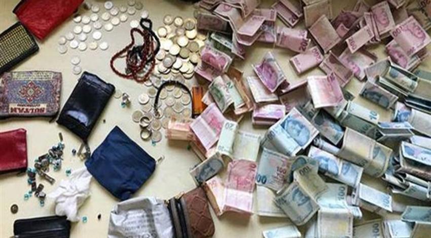 Dilencinin üzerinden çıkan para şoke etti!