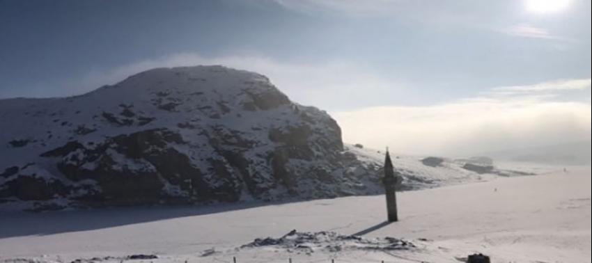 Ağrı'da kar yağdı