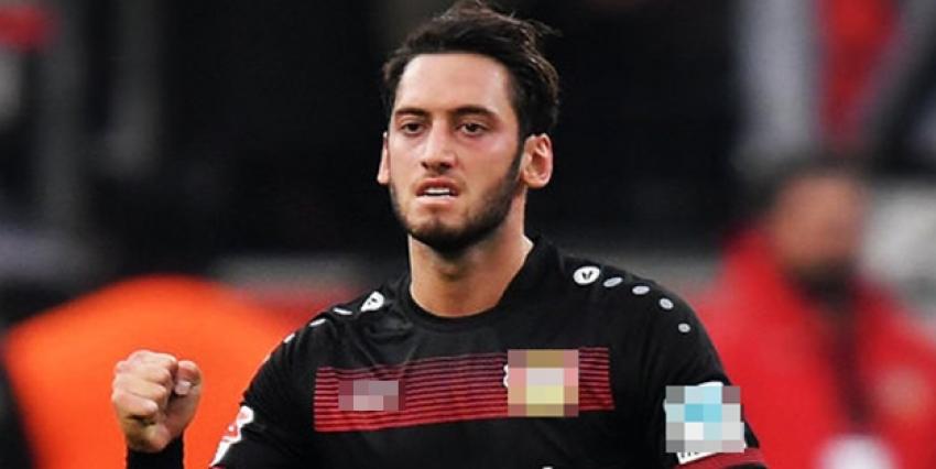 Hakan Çalhanoğlu imzayı atıyor