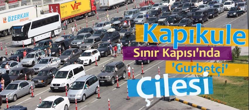 Akın akın geliyorlar