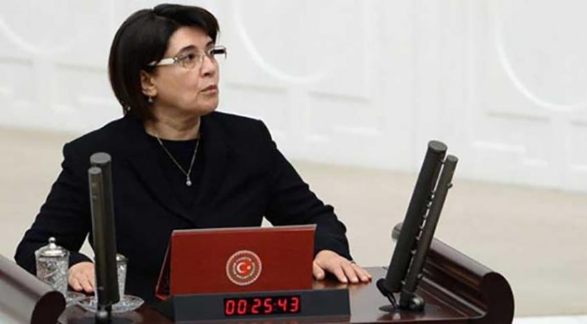 Leyla Zana’ya beraat!