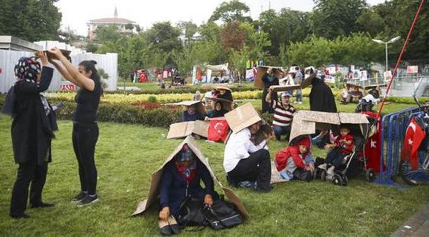 'Demokrasi nöbetleri' devam ediyor