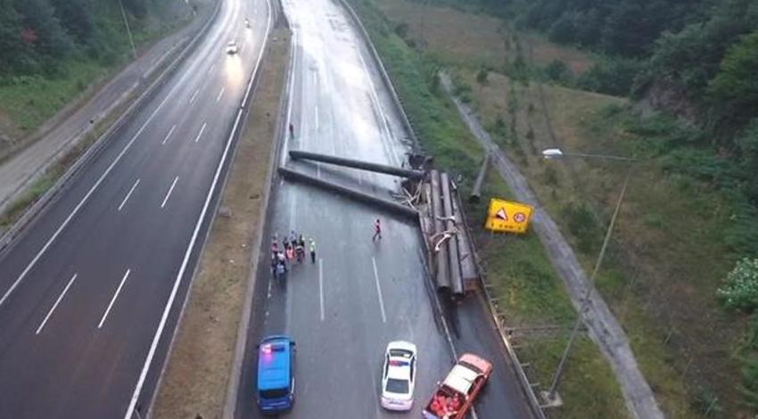 TEM Otoyolu trafiğe kapandı