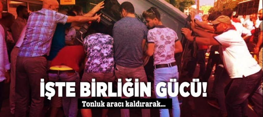 Kocaeli'nde vatandaşlar el birliğiyle yaralı kadını kurtardı!