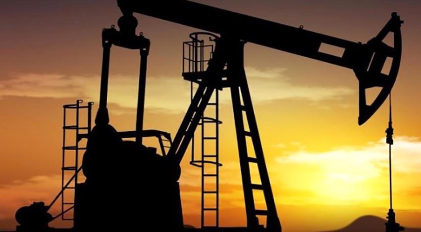 Petrol 7 haftanın zirvesinden yükseldi