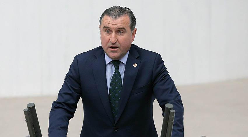 Bakandan, Terim İstifasına Yorum: ‘Bu Bir Bayrak Yarışı’