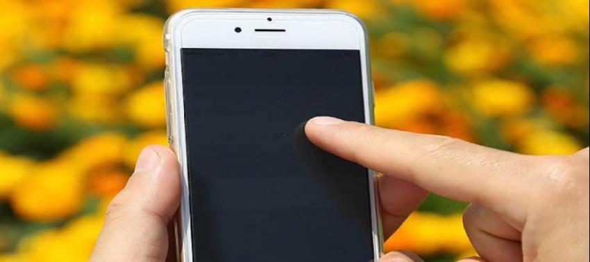 Akıllı telefona 5 dakikada bir bakıyor, reklam sevmiyoruz