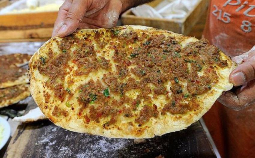 Çölyak hastaları için glutensiz pide üretti