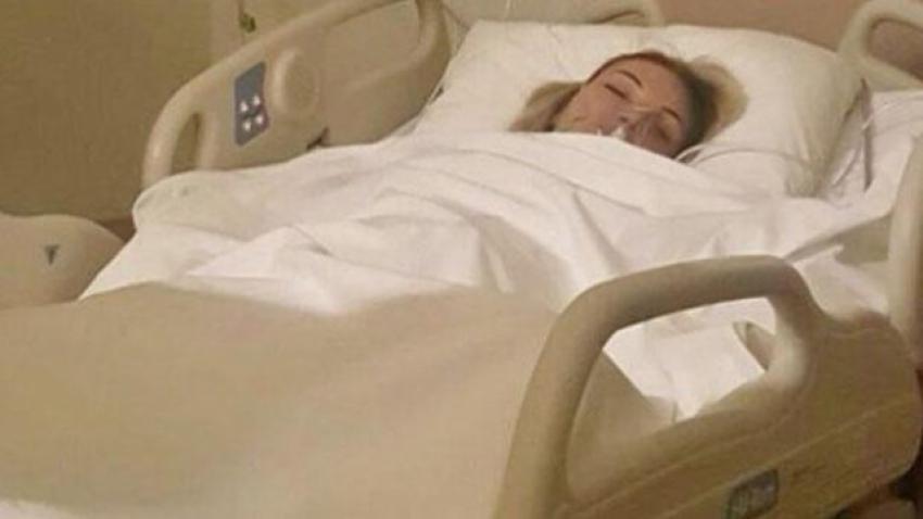 Ünlü şarkıcı hastaneye kaldırıldı