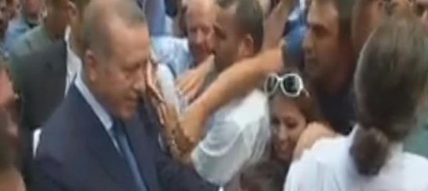 Cumhurbaşkanı Erdoğan'a Laz Mehteri sürprizi
