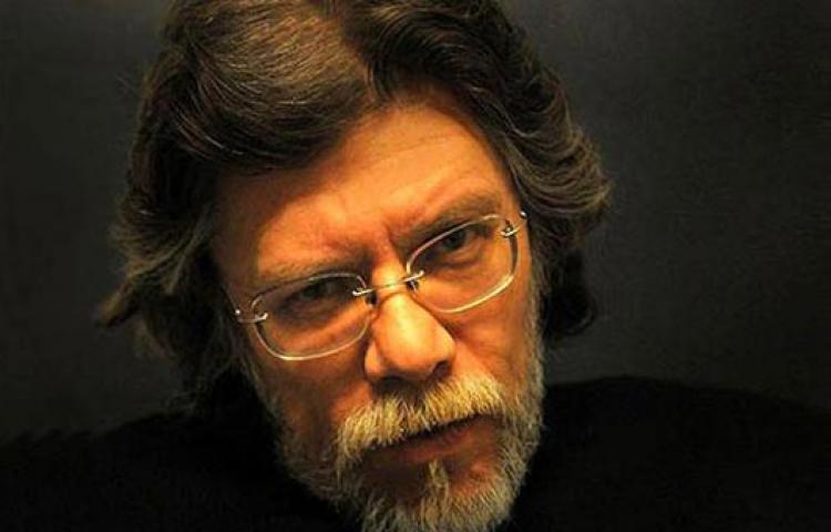 Ünlü reklamcı evinde ölü bulundu