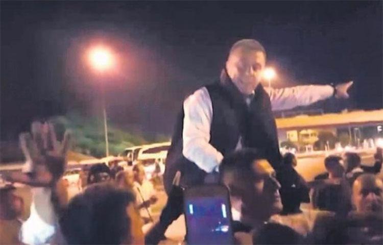 Bakın telsizdeki hain kim çıktı?