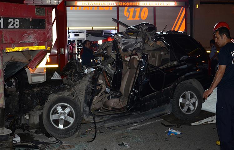 Ataşehir'de kaza: 2 ölü