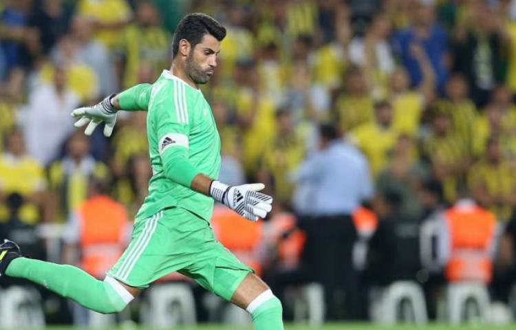 Volkan Demirel bunu da gördü!