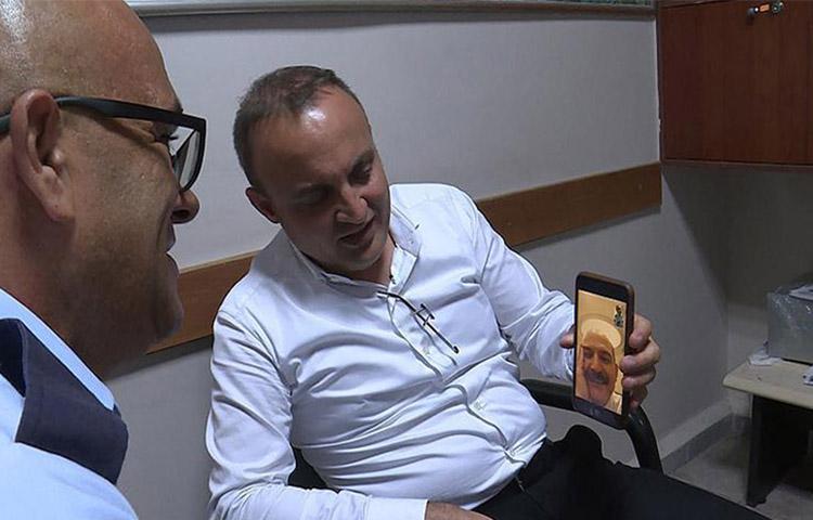 O bakan görüntülü aradı!