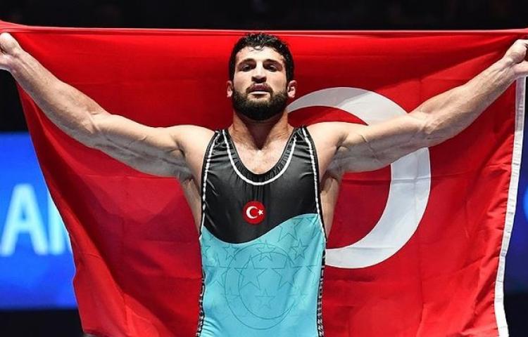 Başar dünya şampiyonu oldu