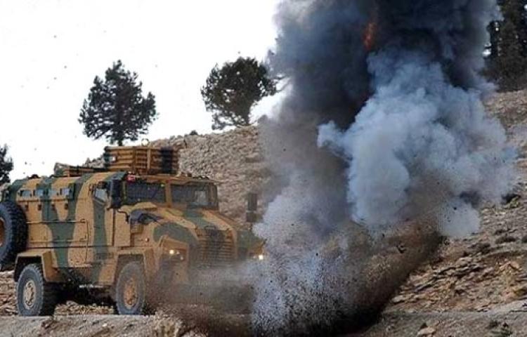 Adıyaman'da askeri aracın geçişi sırasında patlama