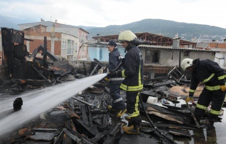 O ilde korkutan yangın!