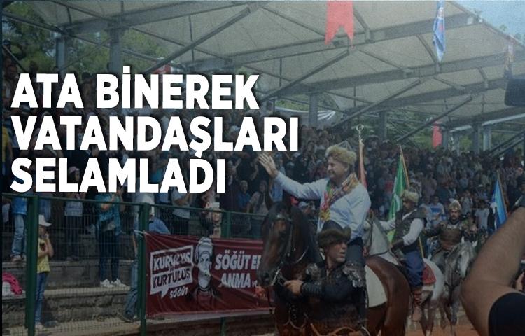 Yıldırım ata binerek vatandaşları selamladı