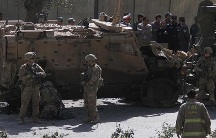 NATO konvoyuna bombalı saldırı