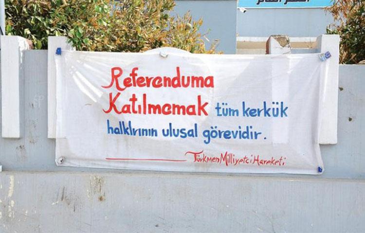 Kerkük’te Türkçe afişler!