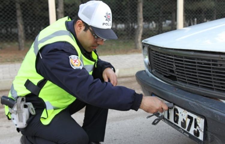 O plakaları kullanan sürücülere ceza yağdı