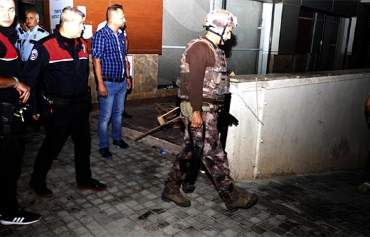 Asılsız rehin alma ihbarı korkuttu