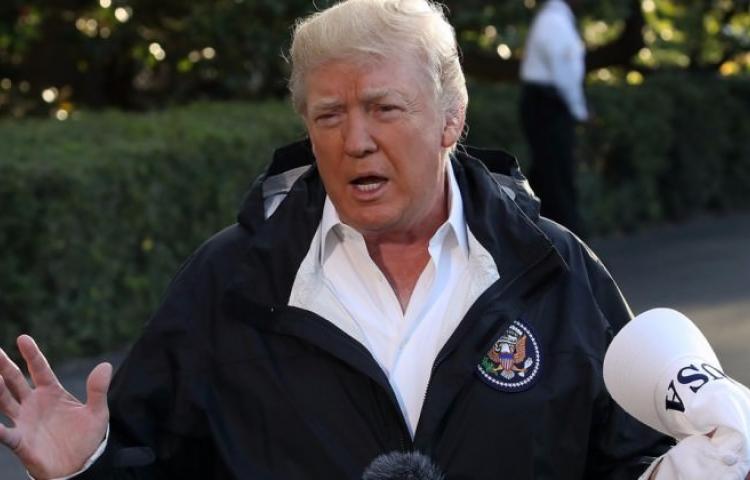 Trump: Gelip bana yalvardı!