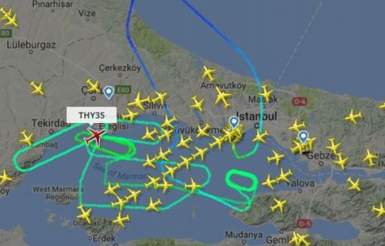 THY uçağı geri döndü