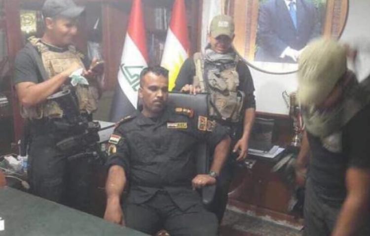 Kerkük Valisi'nin odasını bastılar!