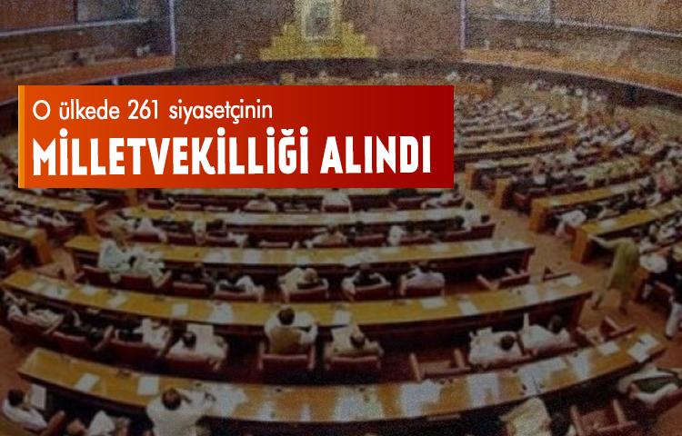 O ülkede 261 siyasetçinin milletvekilliği alındı