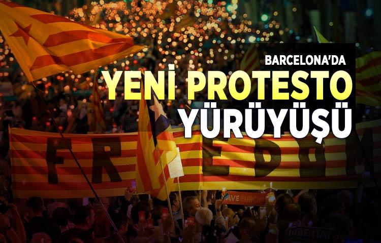 Barcelona'da yeni protesto yürüyüşü