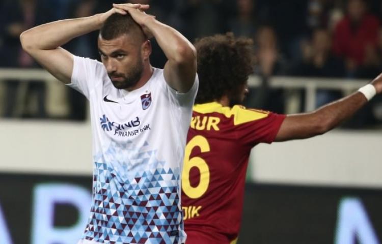 Trabzon'da Burak Yılmaz şoku!