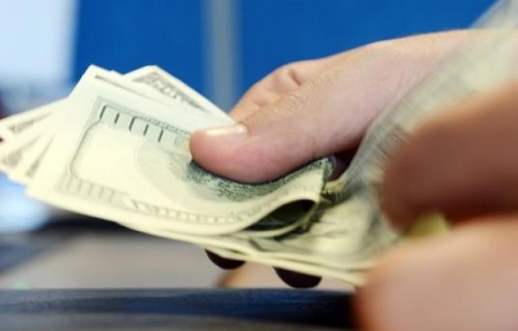 Dolar bu haberle geriledi