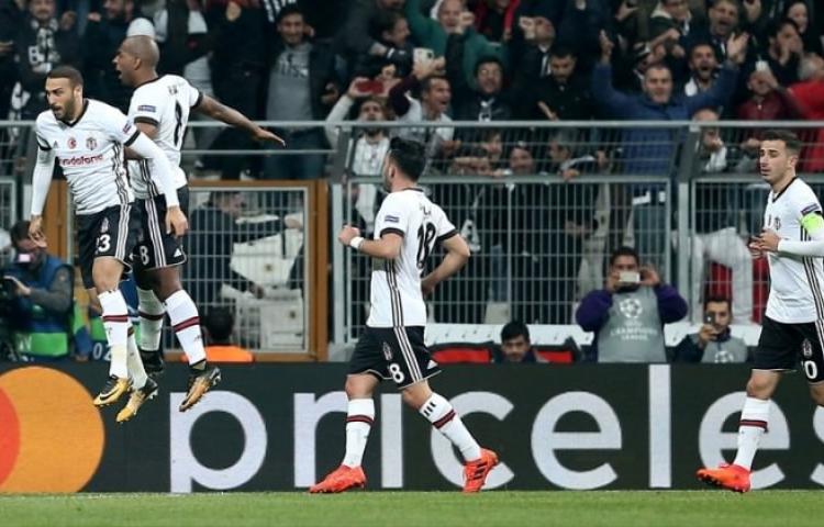 Cenk Tosun Beşiktaş tarihine geçti