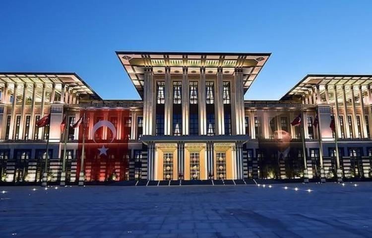 Külliye'de kritik görüşme!