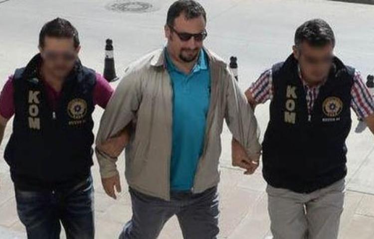 Eski savcı mehdiliğini ilan etti