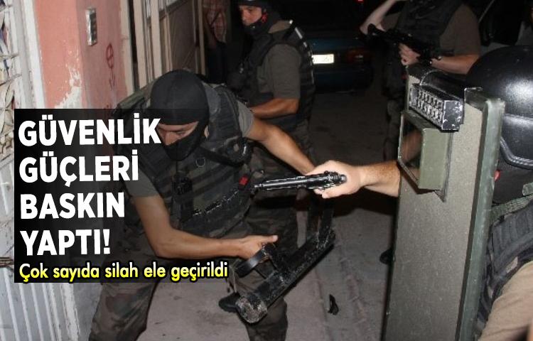 Güvenlik güçleri baskın yaptı! Çok sayıda silah ele geçirildi