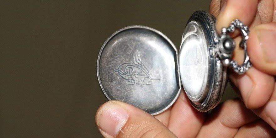 Bahçeli'den 81 il başkanına köstekli saat