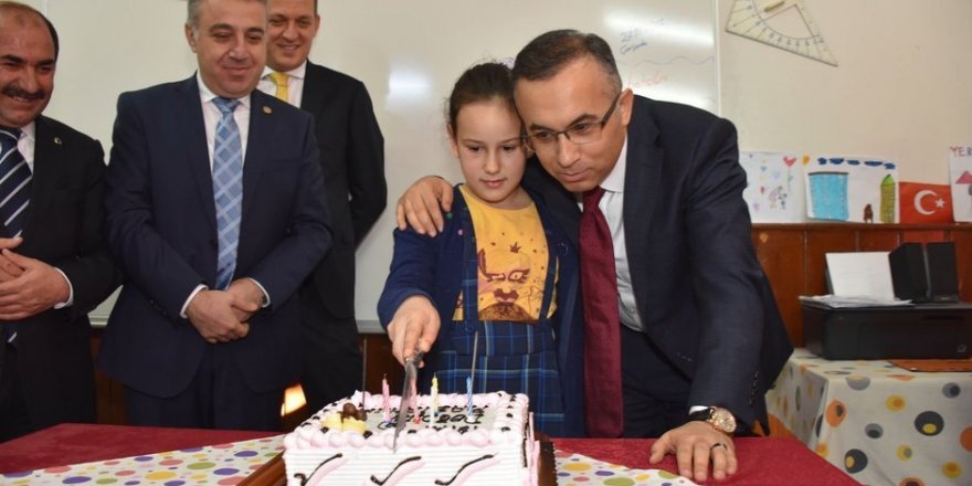 Karabük valisinden alkışlanacak hareket!